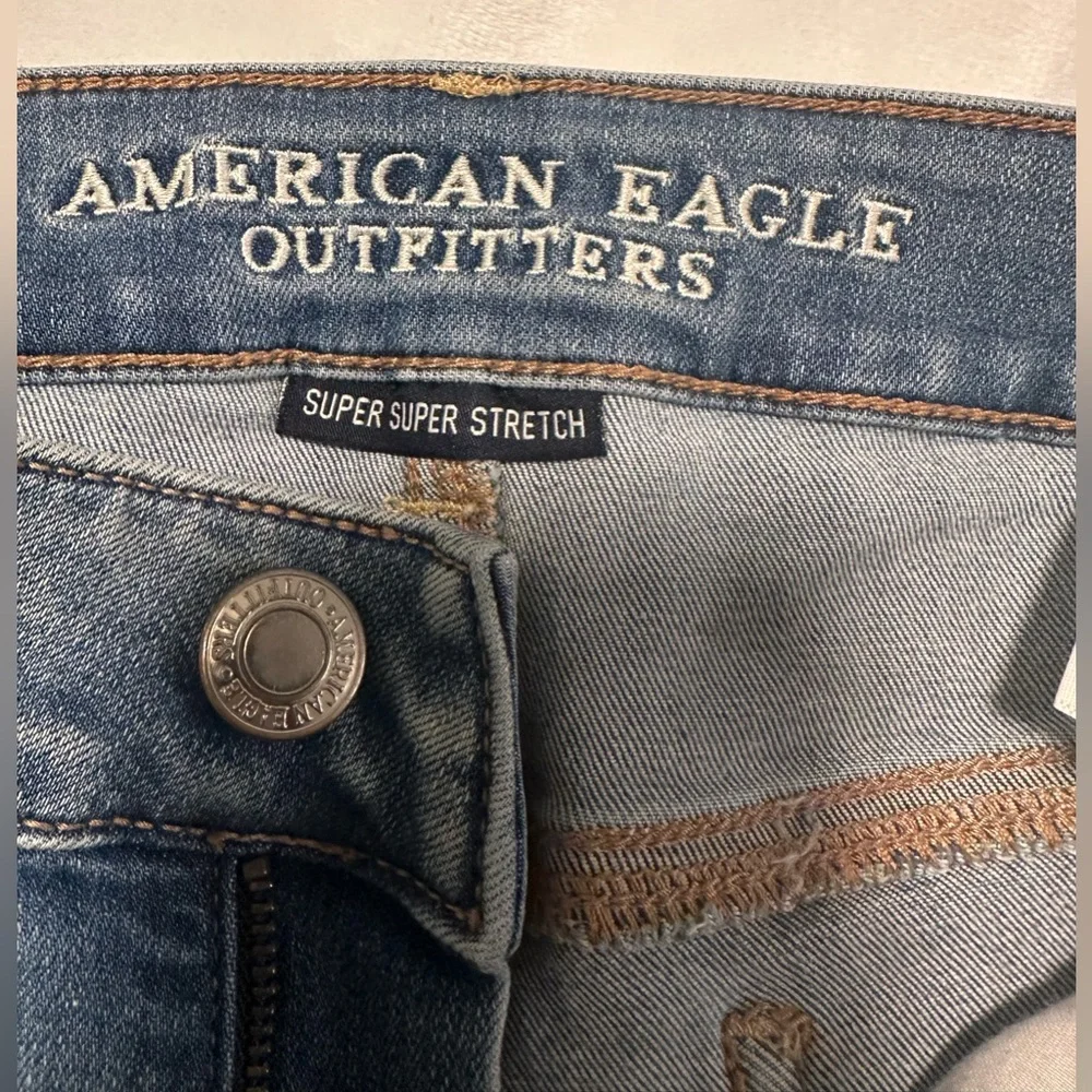 American Eagle Outfitters Blue Jean Shorts - Picture 4 of 7